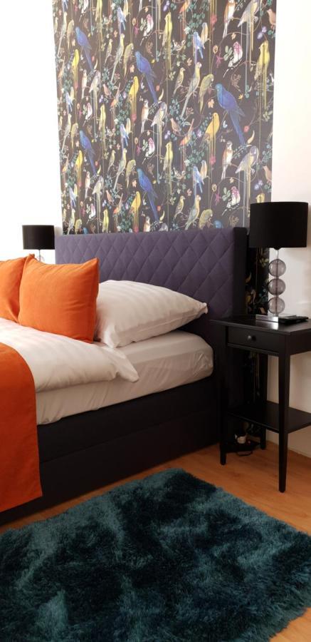 Grand Paradise Apartman มิชโคลซ์ ภายนอก รูปภาพ