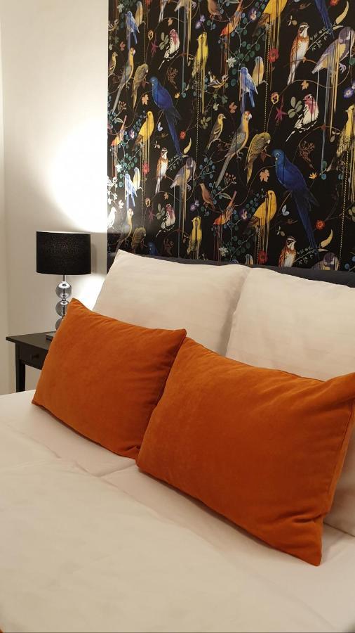 Grand Paradise Apartman มิชโคลซ์ ภายนอก รูปภาพ