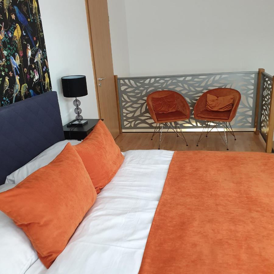 Grand Paradise Apartman มิชโคลซ์ ภายนอก รูปภาพ